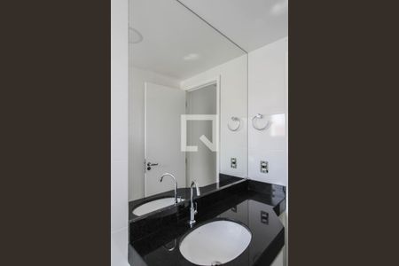 Casa para alugar com 90m², 2 quartos e 1 vaga Casa para alugar com 90m², 2 quartos e 1 vagaBanheiro