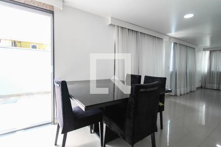Casa para alugar com 90m², 2 quartos e 1 vaga Casa para alugar com 90m², 2 quartos e 1 vagaCozinha
