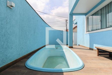Casa para alugar com 90m², 2 quartos e 1 vaga Casa para alugar com 90m², 2 quartos e 1 vagaPiscina