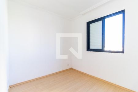 Quarto 1 de apartamento para alugar com 3 quartos, 74m² em Jardim Luanda, São Paulo