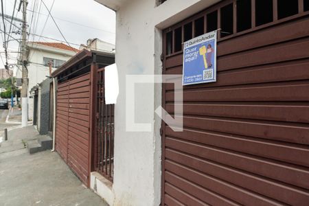 Casa à venda com 200m², 2 quartos e 2 vagasFachada 