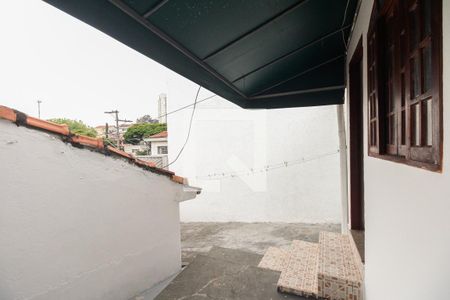 Casa à venda com 200m², 2 quartos e 2 vagasQuintal - Casa 01