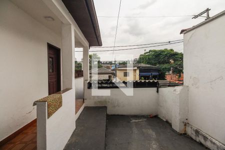 Casa à venda com 200m², 2 quartos e 2 vagasQuintal - Casa 02