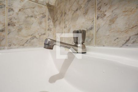 Casa à venda com 200m², 2 quartos e 2 vagasBanheiro - Casa 01