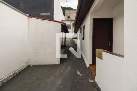 Casa à venda com 200m², 2 quartos e 2 vagasQuintal - Casa 02