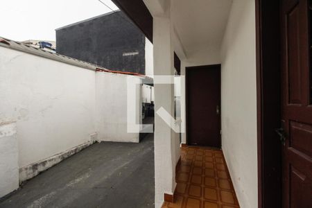 Casa à venda com 200m², 2 quartos e 2 vagasQuintal - Casa 02