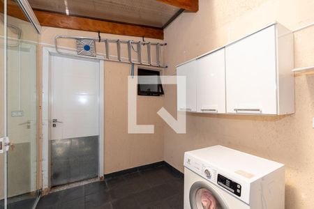 Casa de condomínio para alugar com 160m², 4 quartos e 2 vagas Casa de condomínio para alugar com 160m², 4 quartos e 2 vagasÁrea de Serviço
