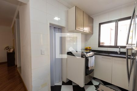 Casa de condomínio para alugar com 160m², 4 quartos e 2 vagas Casa de condomínio para alugar com 160m², 4 quartos e 2 vagasCozinha