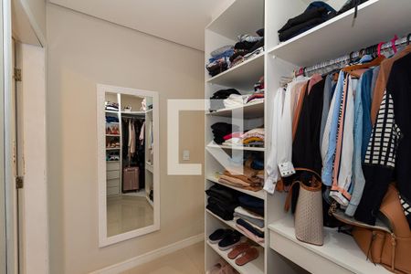 Casa de condomínio para alugar com 160m², 4 quartos e 2 vagas Casa de condomínio para alugar com 160m², 4 quartos e 2 vagasCloset do Quarto 3