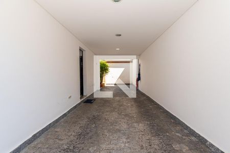 Casa de condomínio para alugar com 160m², 4 quartos e 2 vagas Casa de condomínio para alugar com 160m², 4 quartos e 2 vagasGaragem