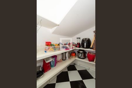 Casa de condomínio para alugar com 160m², 4 quartos e 2 vagas Casa de condomínio para alugar com 160m², 4 quartos e 2 vagasCozinha