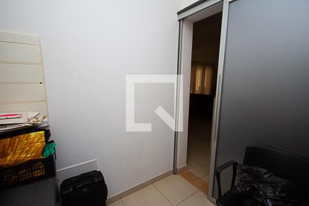 Casa para alugar com 350m², 4 quartos e 4 vagasEscritório