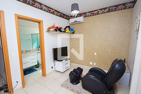 Casa para alugar com 350m², 4 quartos e 4 vagasSuíte 3