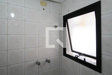 Apartamento à venda com 60m², 2 quartos e 2 vagas Apartamento à venda com 60m², 2 quartos e 2 vagasBanheiro