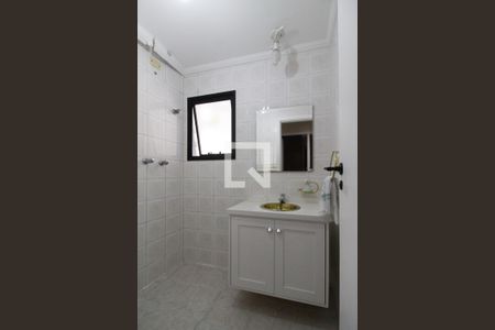 Apartamento à venda com 60m², 2 quartos e 2 vagas Apartamento à venda com 60m², 2 quartos e 2 vagasBanheiro