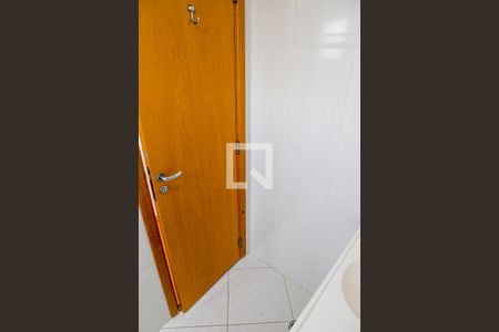 Apartamento para alugar com 52m², 2 quartos e sem vagaBanheiro