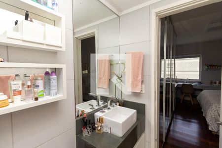 Apartamento à venda com 107m², 3 quartos e 2 vagasBanheiro  2