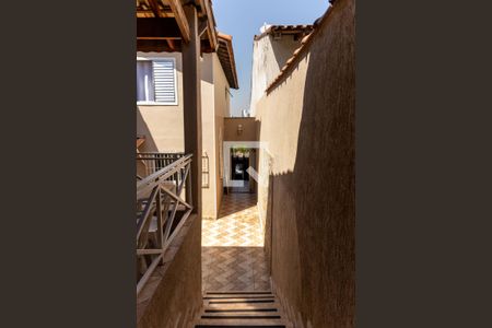 Casa à venda com 143m², 2 quartos e 2 vagasCorredor