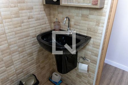 Casa à venda com 143m², 2 quartos e 2 vagasBanheiro