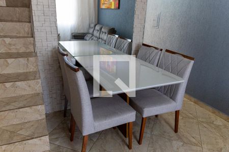 Sala de casa à venda com 2 quartos, 143m² em Cidade das Flores, Osasco