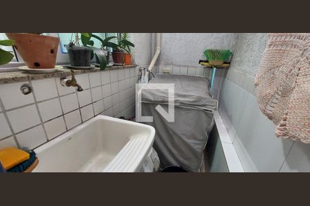 Casa à venda com 153m², 3 quartos e 2 vagas Casa à venda com 153m², 3 quartos e 2 vagasÁrea de Serviço