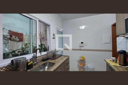 Casa à venda com 153m², 3 quartos e 2 vagas Casa à venda com 153m², 3 quartos e 2 vagasCozinha