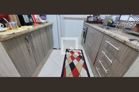 Casa à venda com 153m², 3 quartos e 2 vagas Casa à venda com 153m², 3 quartos e 2 vagasCozinha