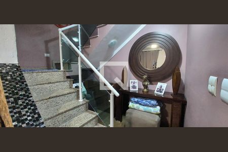Sala 1 estar de casa à venda com 3 quartos, 153m² em Vila Humaita, Santo André
