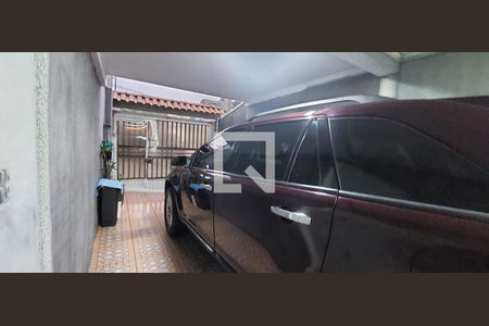 Casa à venda com 153m², 3 quartos e 2 vagas Casa à venda com 153m², 3 quartos e 2 vagasGaragem