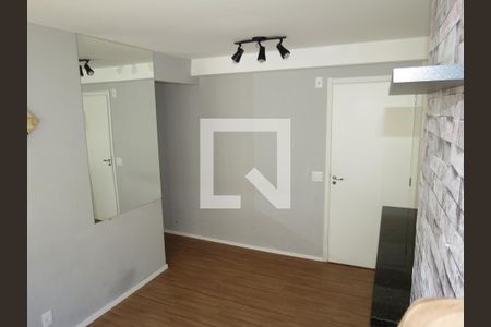 Sala de apartamento para alugar com 2 quartos, 41m² em Vila Zat, São Paulo