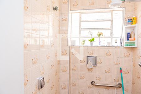 Casa à venda com 222m², 3 quartos e 1 vagaBanheiro 2