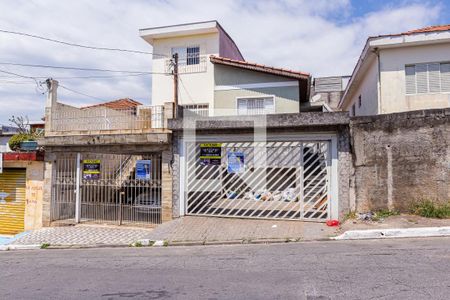 Casa à venda com 222m², 3 quartos e 1 vagaFachada