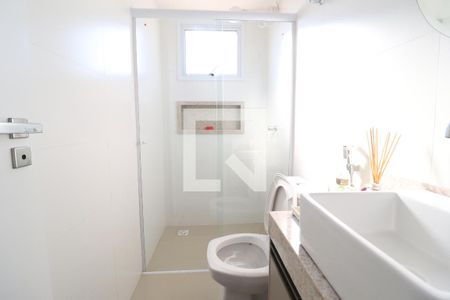 Apartamento para alugar com 64m², 2 quartos e 2 vagasBanheiro da Suíte