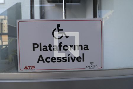 Apartamento para alugar com 64m², 2 quartos e 2 vagasHall social