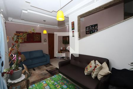 Sala de casa à venda com 4 quartos, 164m² em Vila Cleonice, São Paulo