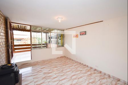 Sala 2 de casa à venda com 2 quartos, 248m² em Jardim Neila, São Paulo