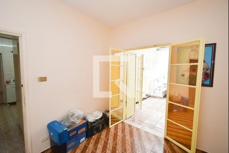 Casa à venda com 248m², 2 quartos e 3 vagasQuarto 