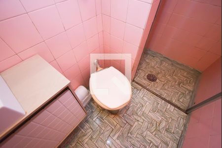 Casa à venda com 248m², 2 quartos e 3 vagasBanheiro da Suíte 