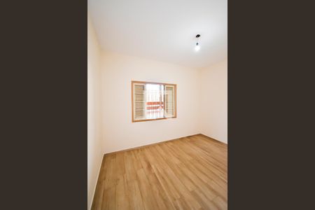 Casa à venda com 248m², 2 quartos e 3 vagasSuíte 