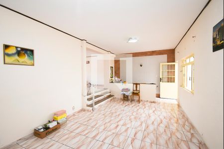 Sala 1 de casa à venda com 2 quartos, 248m² em Jardim Neila, São Paulo