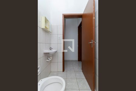 Casa para alugar com 40m², 1 quarto e sem vaga Casa para alugar com 40m², 1 quarto e sem vagaBanheiro