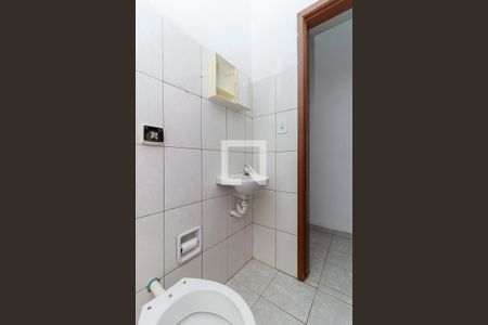 Banheiro de casa para alugar com 1 quarto, 40m² em Jardim Germânia, São Paulo