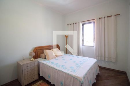 Casa à venda com 189m², 3 quartos e 2 vagasQuarto 3