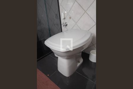 Casa à venda com 189m², 3 quartos e 2 vagasBanheiro da Suíte