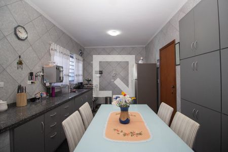Casa à venda com 189m², 3 quartos e 2 vagasCozinha