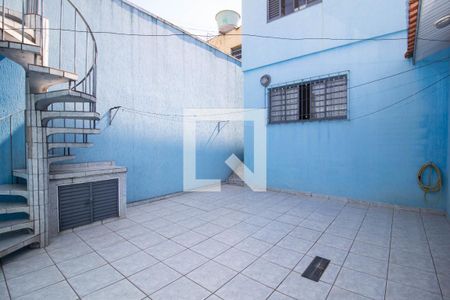 Casa à venda com 189m², 3 quartos e 2 vagasQuintal
