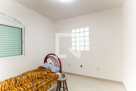 Quarto 1 de casa para alugar com 2 quartos, 120m² em Vila Jacuí, São Paulo