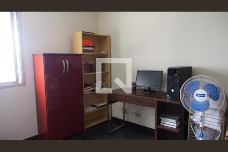 Apartamento à venda com 140m², 3 quartos e 1 vagaQuarto 2