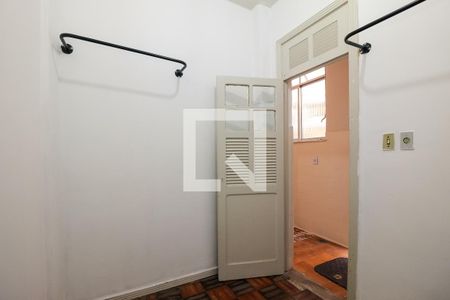 Apartamento à venda com 61m², 1 quarto e sem vaga Apartamento à venda com 61m², 1 quarto e sem vagaQuarto de Serviço