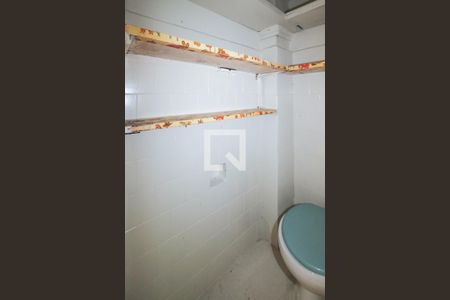 Apartamento à venda com 61m², 1 quarto e sem vaga Apartamento à venda com 61m², 1 quarto e sem vagaBanheiro de serviço